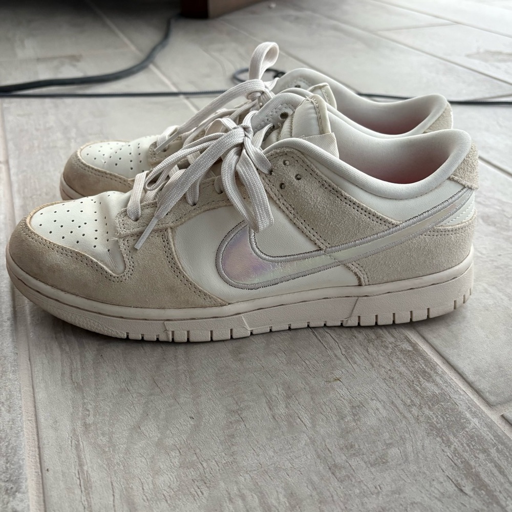 Nike Dunks - Picture 2 of 3